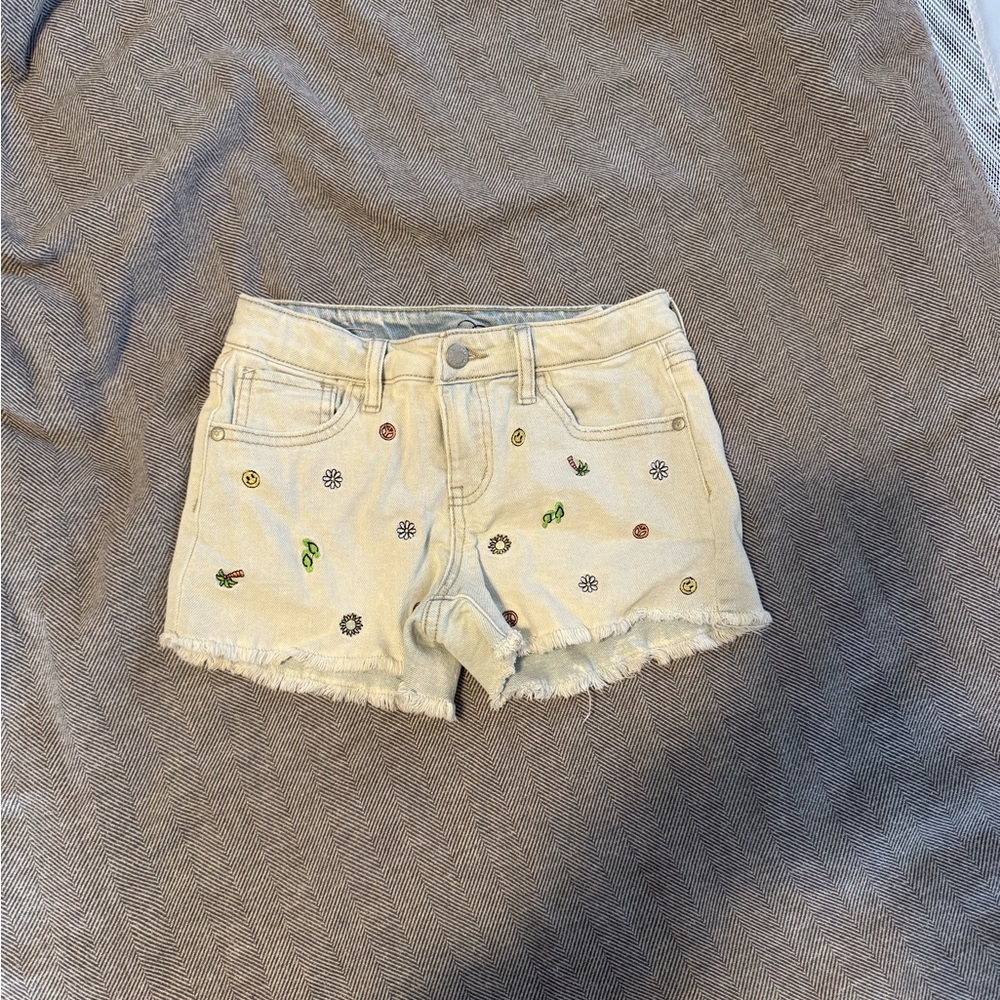 Art Class Embroidered Denim Shorts